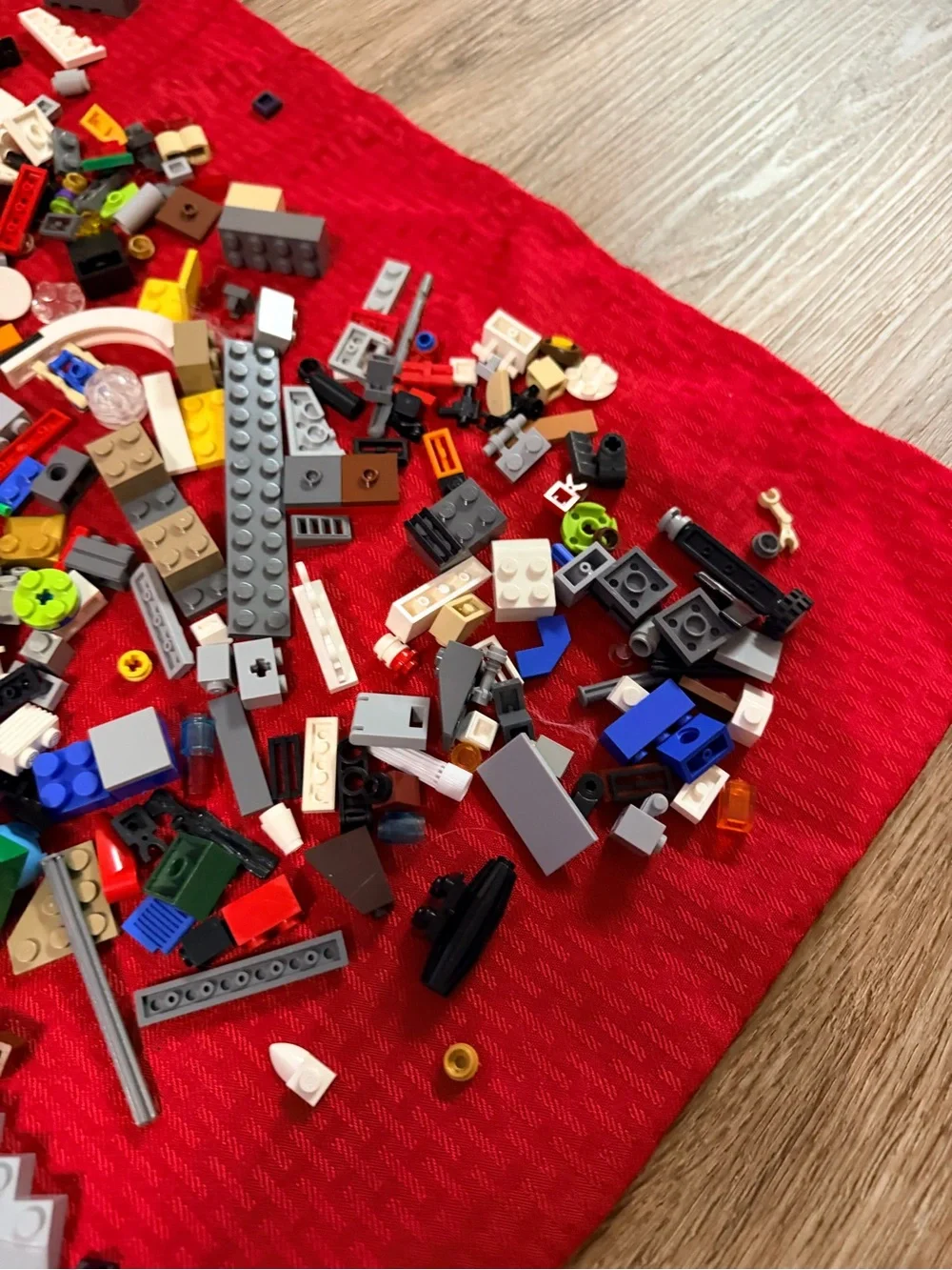 Huge lot of mixed Legos Mario kart, fighter etc w wicked , minifigure
